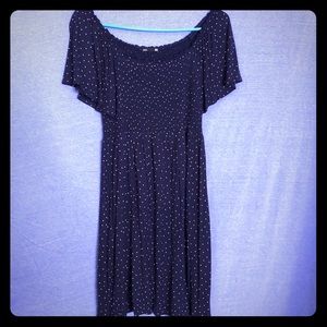 H&M maternity smocked bodice navy polka dot dress